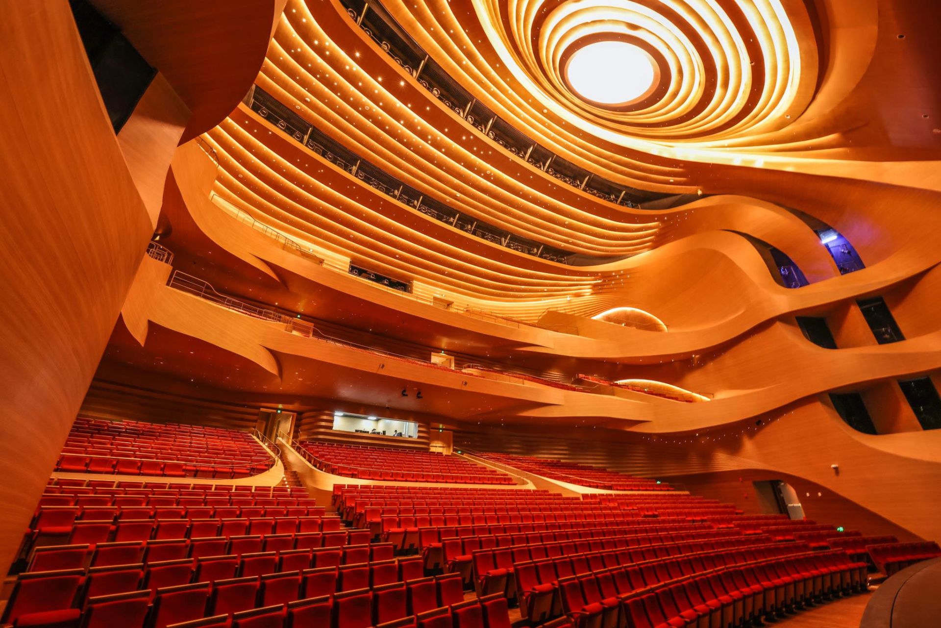 中国扬州运河大剧院推出"京华明月艺市"系列活动,三个"维度"助推扬州