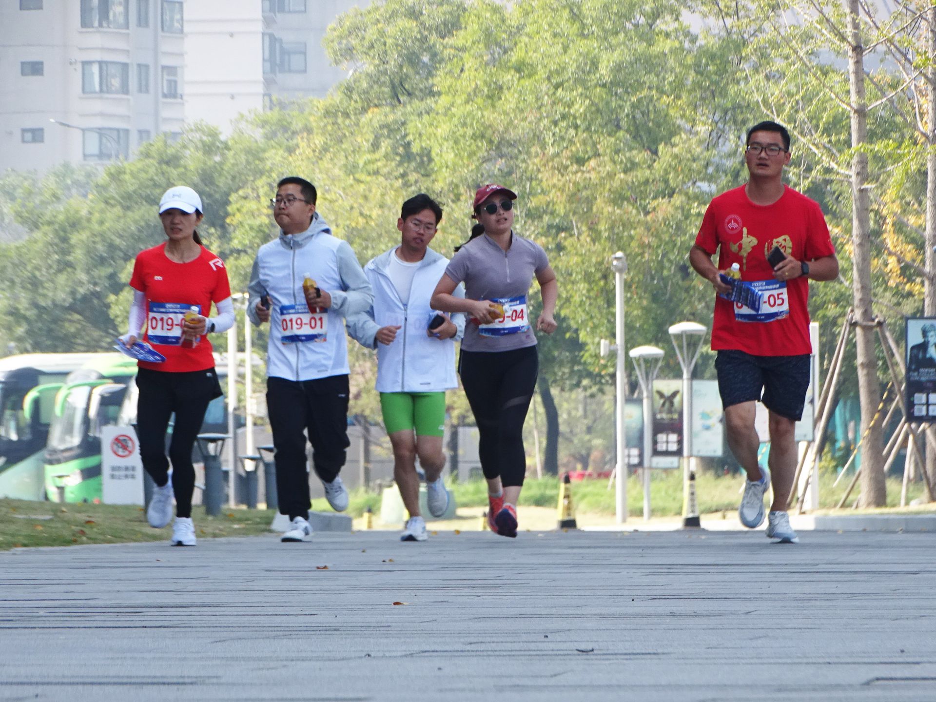 一路奔跑,一路美景,众多的文化景观,历